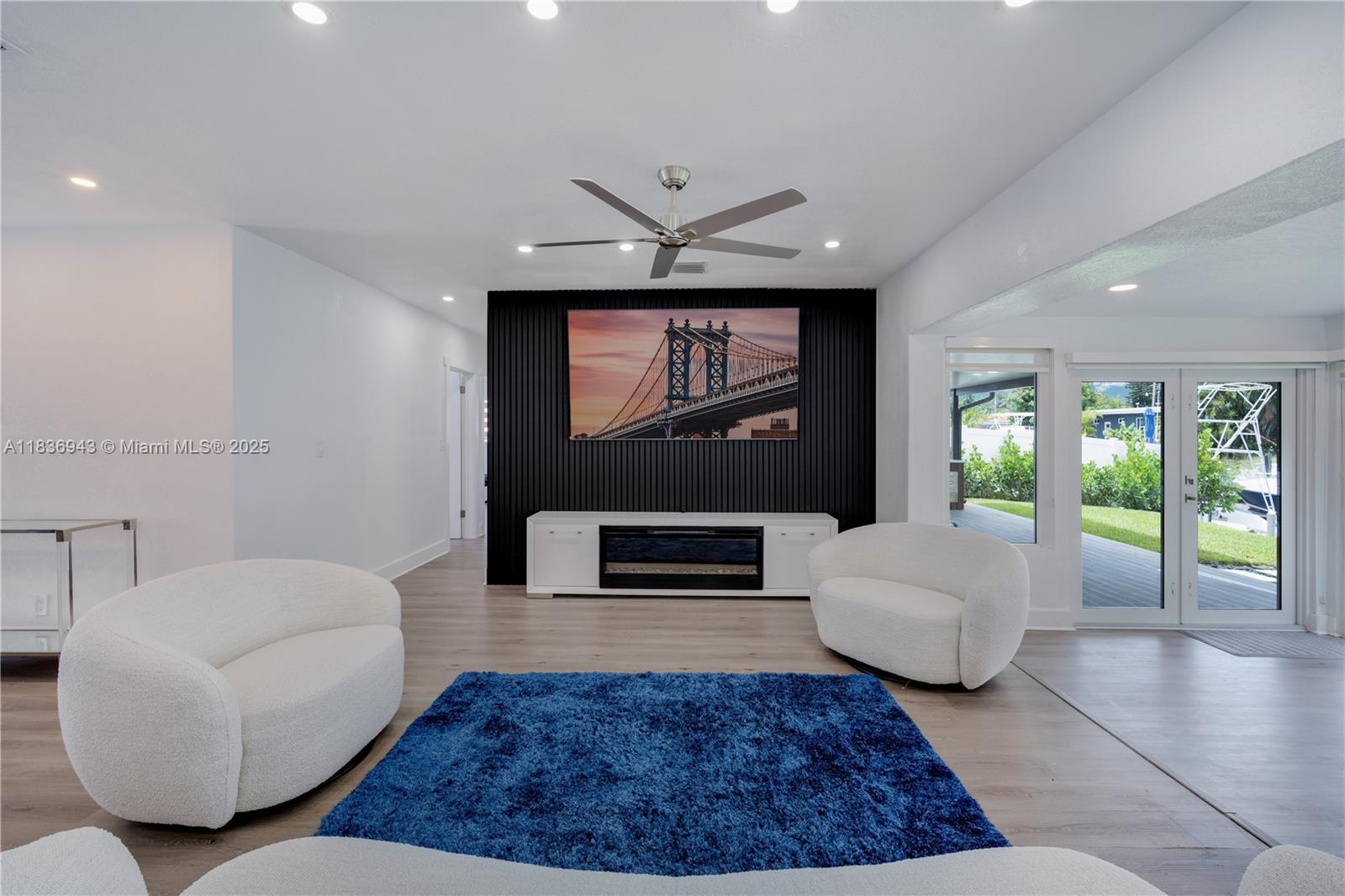 FLAMINGO PARK SEC - Residential