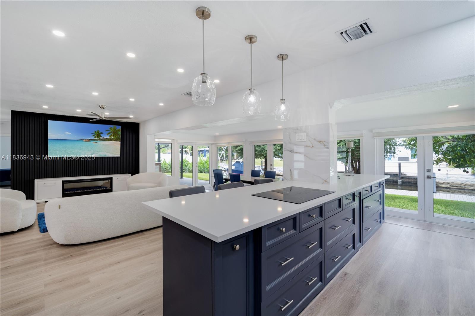 FLAMINGO PARK SEC - Residential