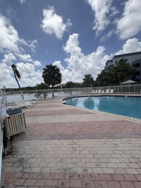 THE BEACH CLUB FONTAINEBL - Residential Lease