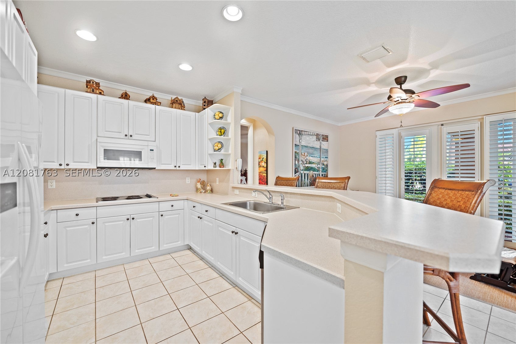 1634 Passion Vine Cir 31-2