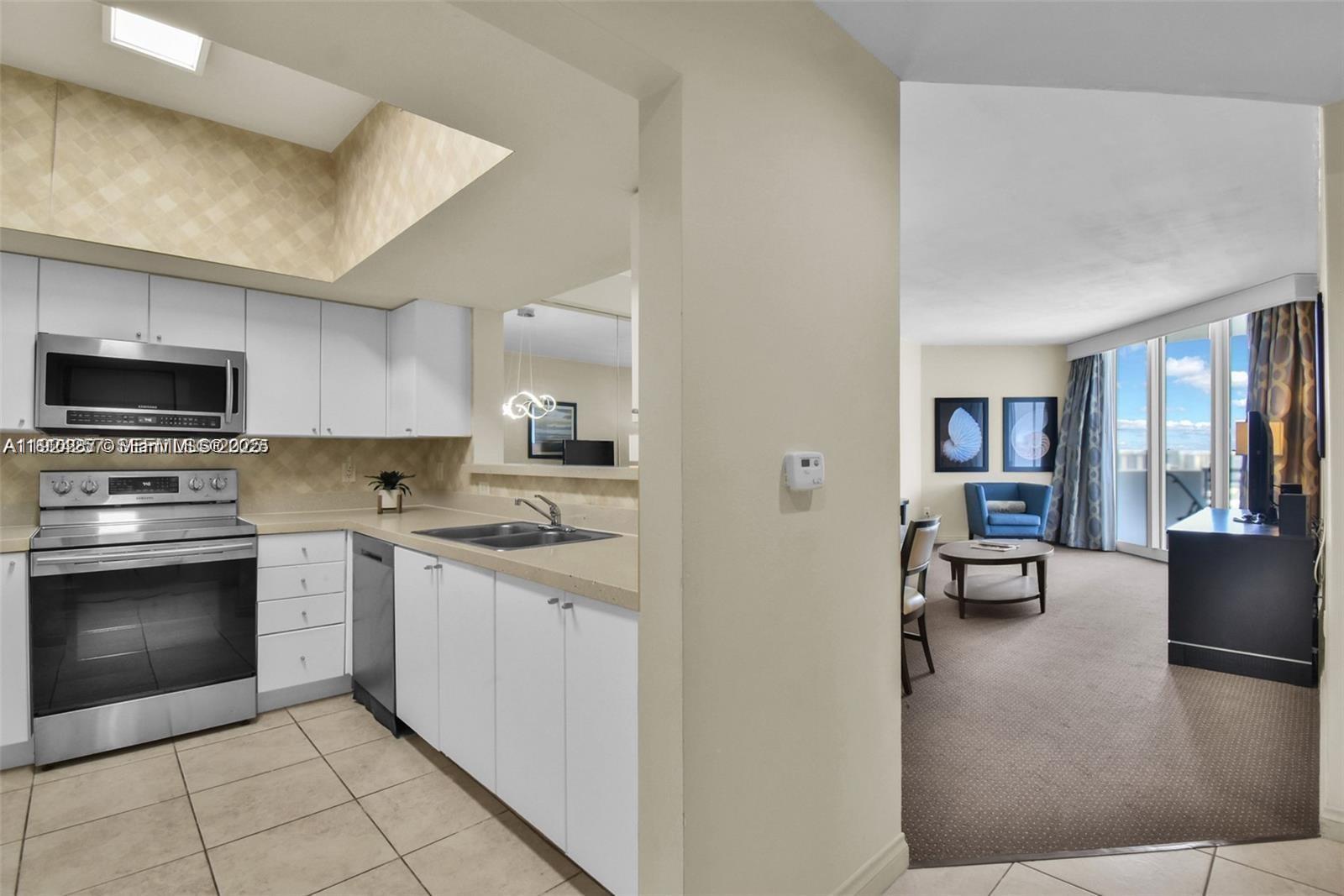 OCEAN POINT BEACH CLUB CO - Residential Lease