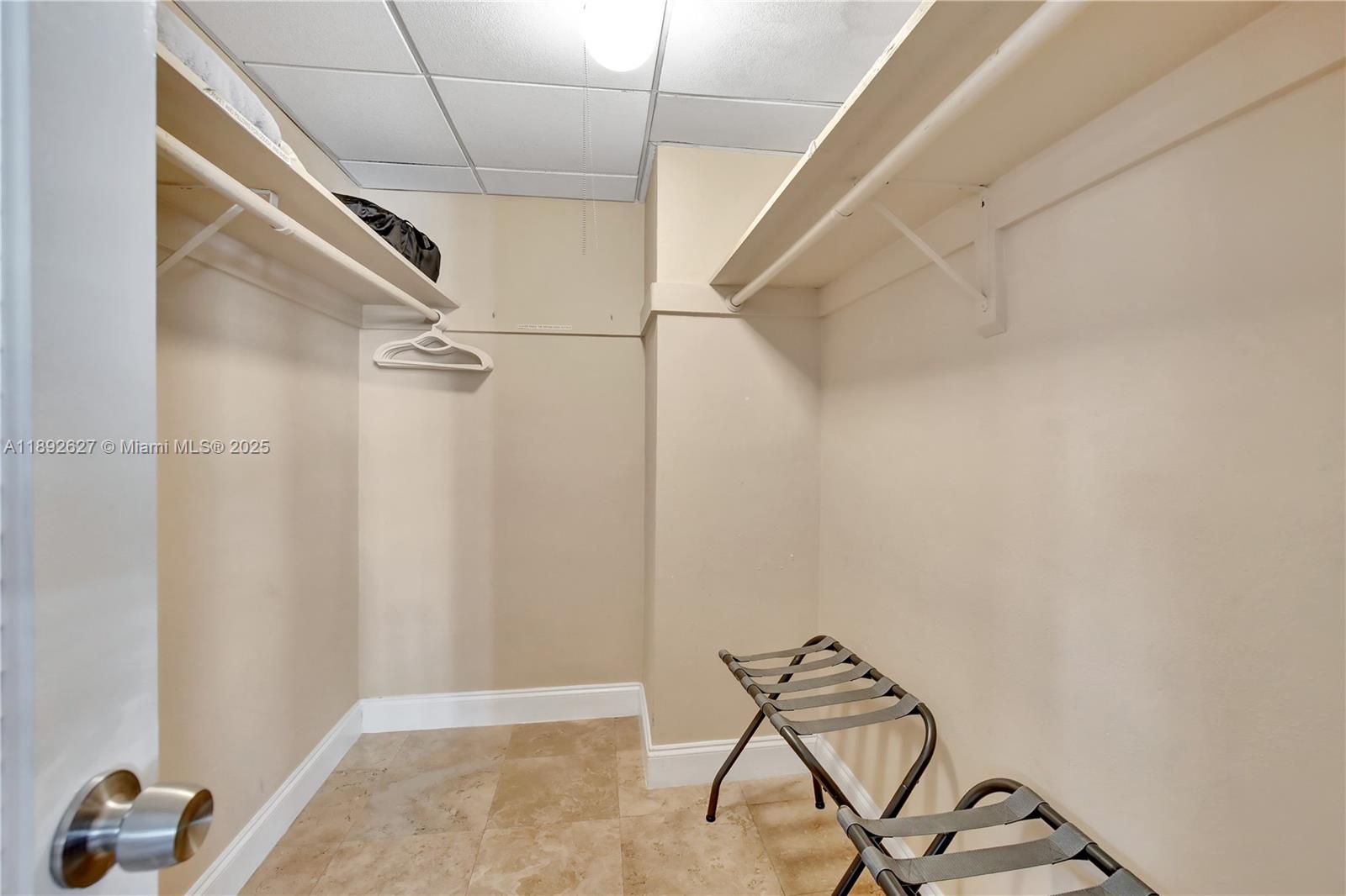 TIDES ON HOLLYWOOD BEACH - Residential Lease