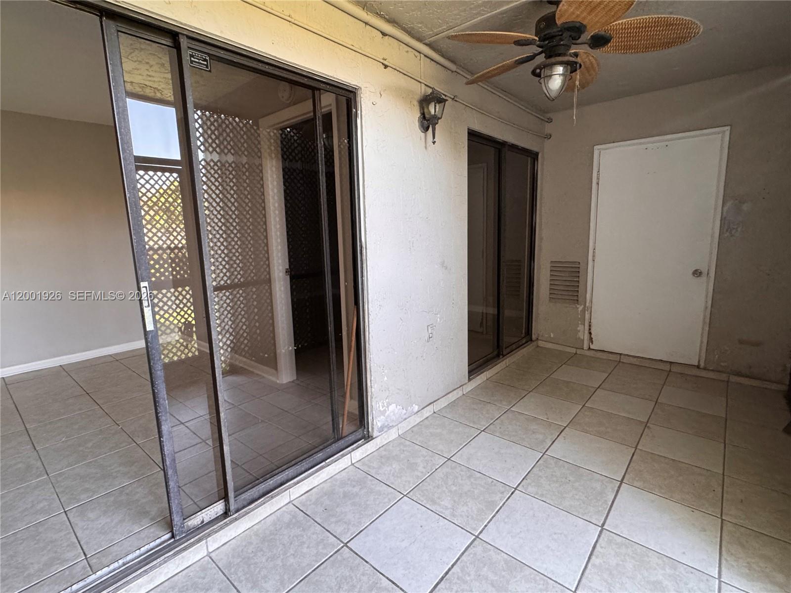 LAKESHORE CONDO 3 - Residential Lease