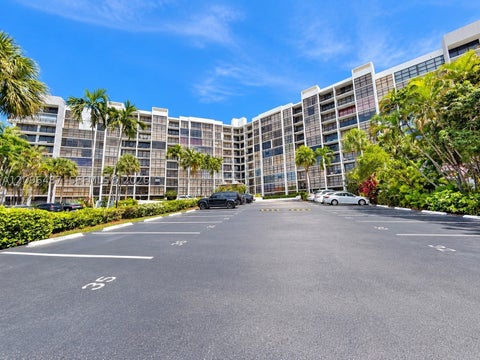 Photo of 600 Parkview Dr #206, Hallandale Beach, FL 33009 (MLS # A12096487)