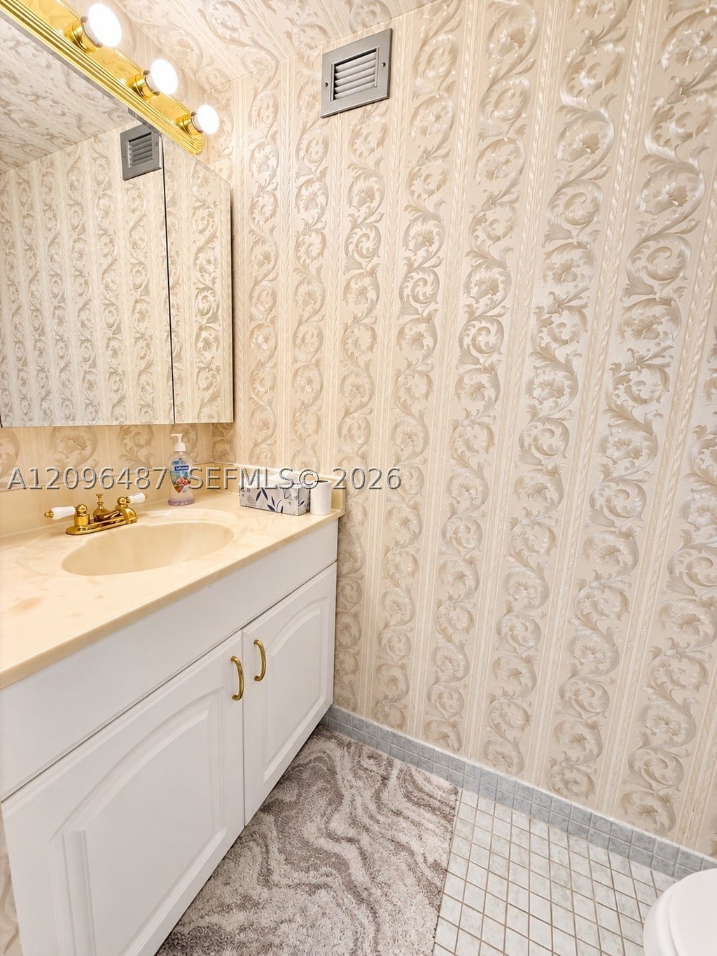 Photo of 600 Parkview Dr #206, Hallandale Beach, FL 33009 (MLS # A12096487)