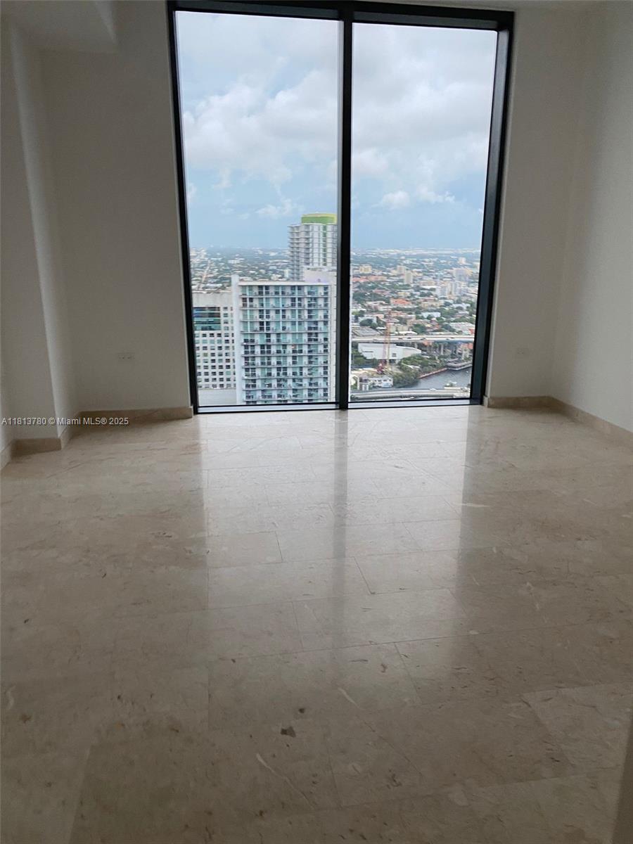 Reach Condo - Residential Lease