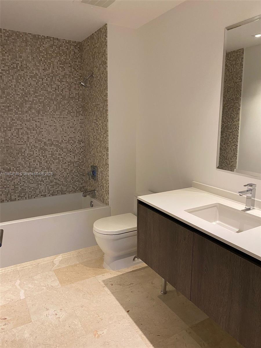 Reach Condo - Residential Lease