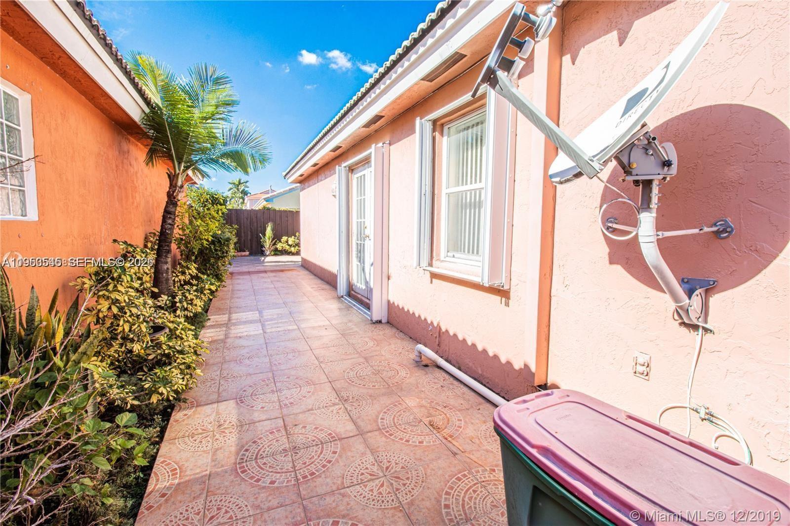 LAGO MAR SOUTH 2ND ADDN - Residential