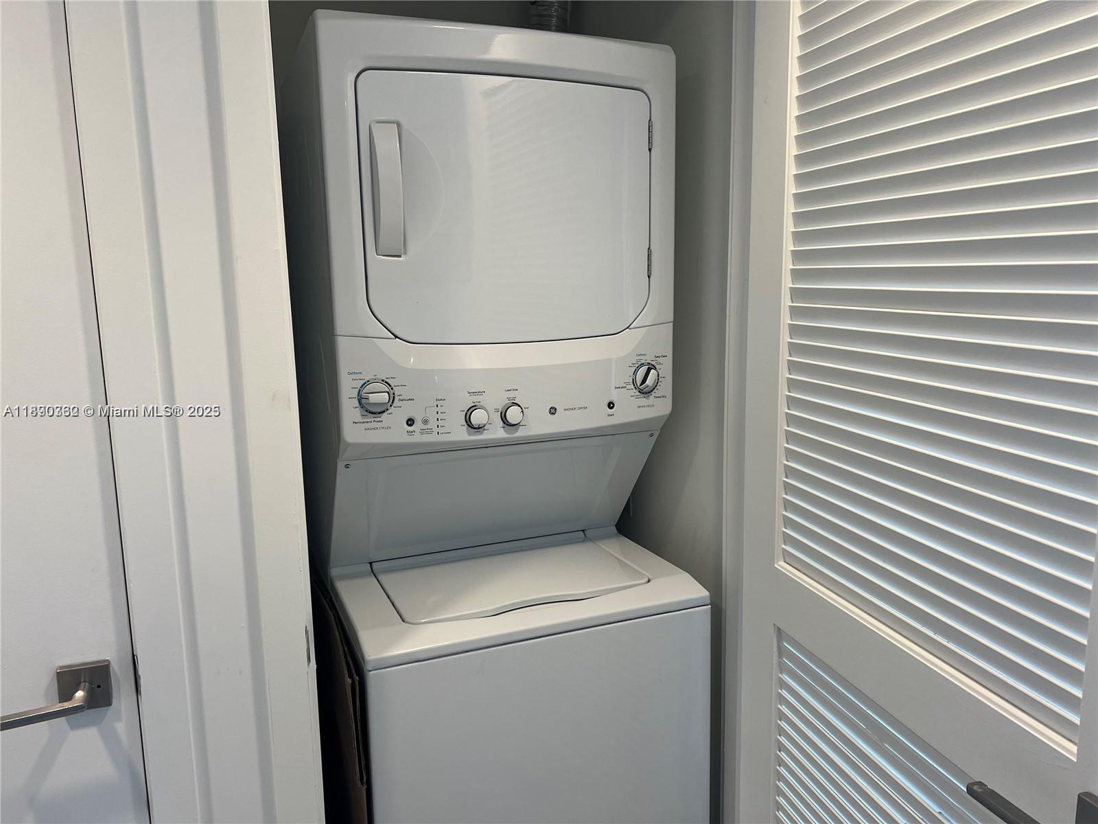 3401 MIDTOWN CONDO - Residential