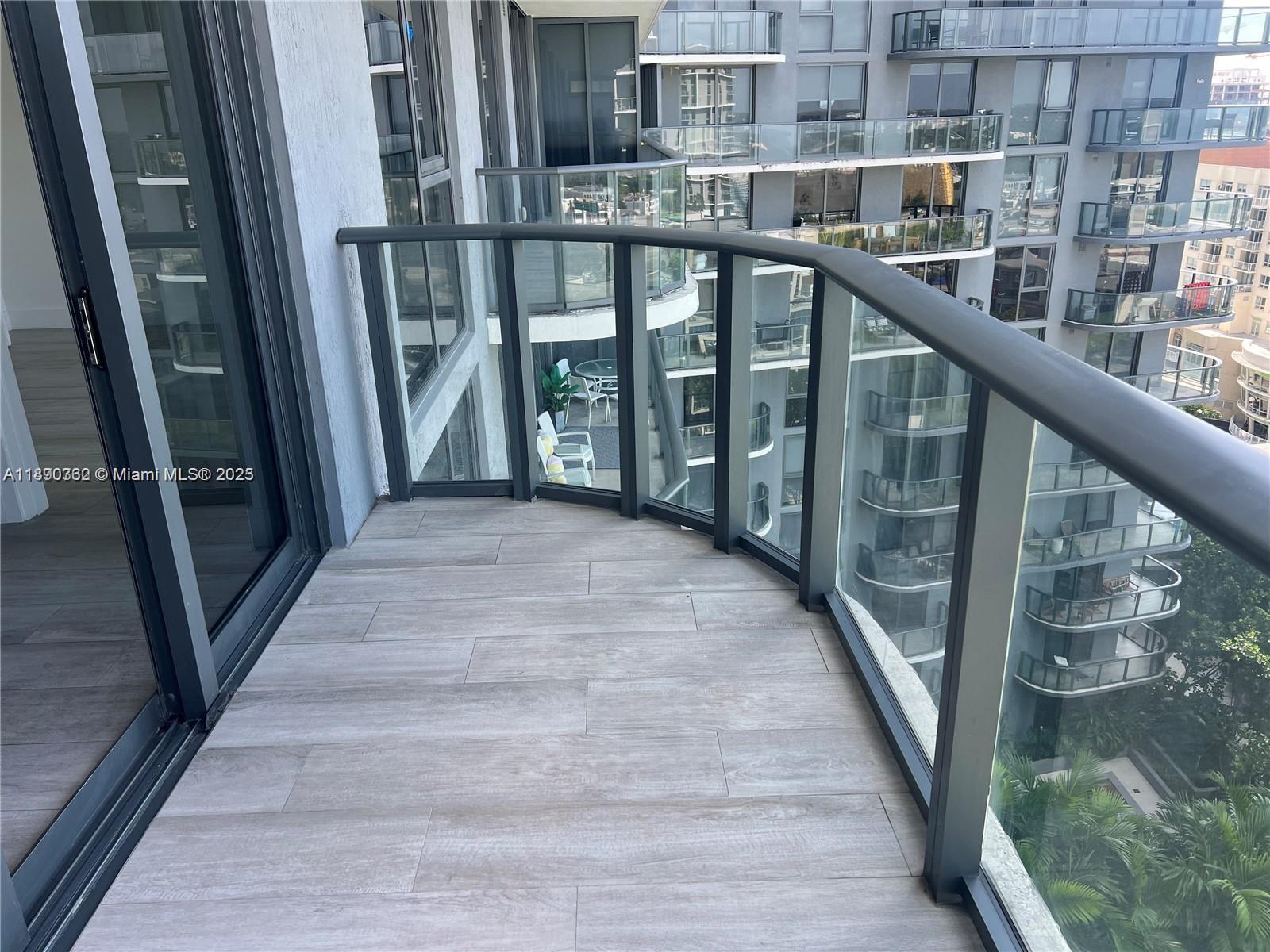 3401 MIDTOWN CONDO - Residential