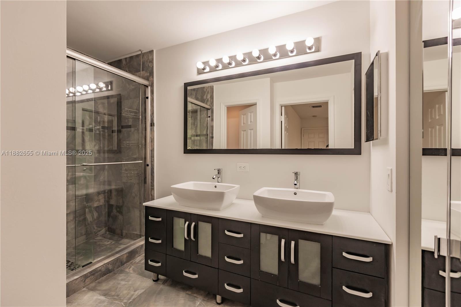 SECTOR 2-PARCELS 21A 25 2 - Residential Lease