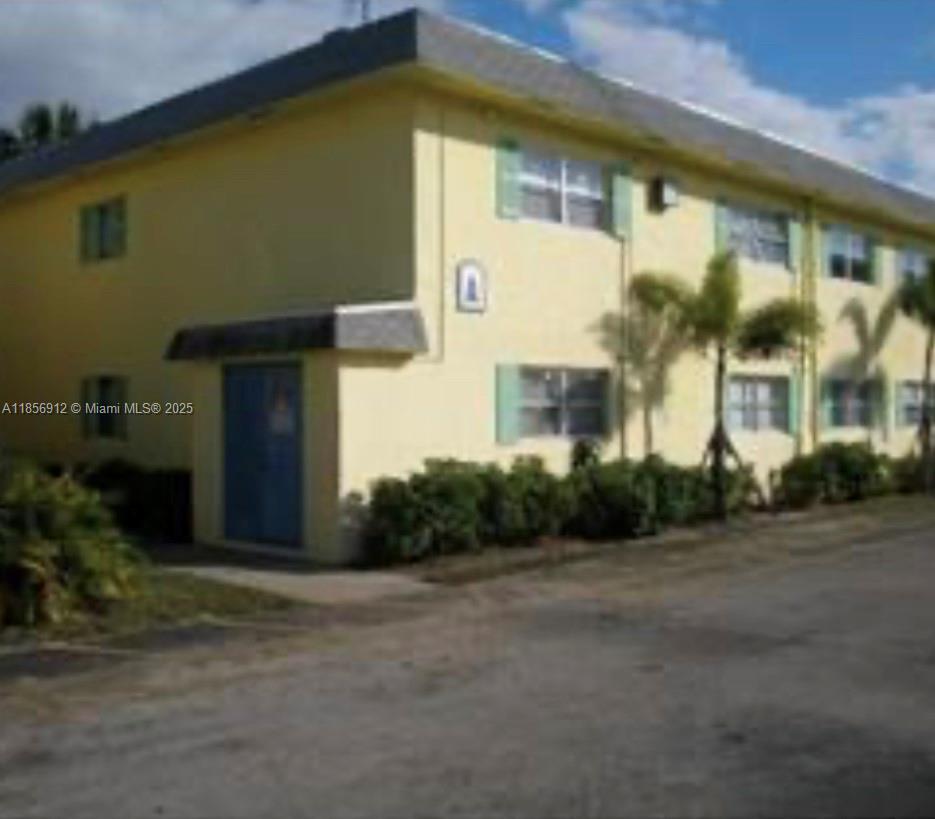 CALYPSO CAY CONDO - Residential Lease