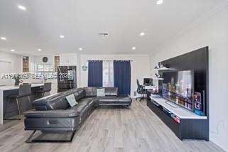 BOULEVARD HEIGHTS SEC 9 - Residential Lease