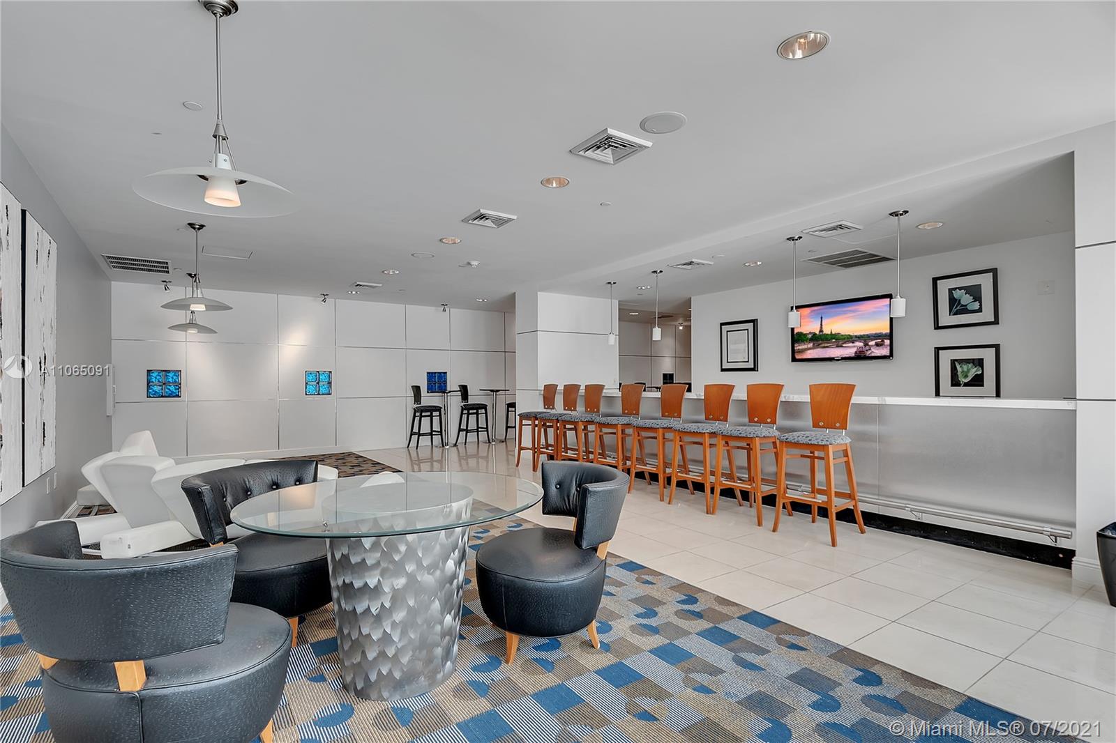 VUE AT BRICKELL CONDO - Residential