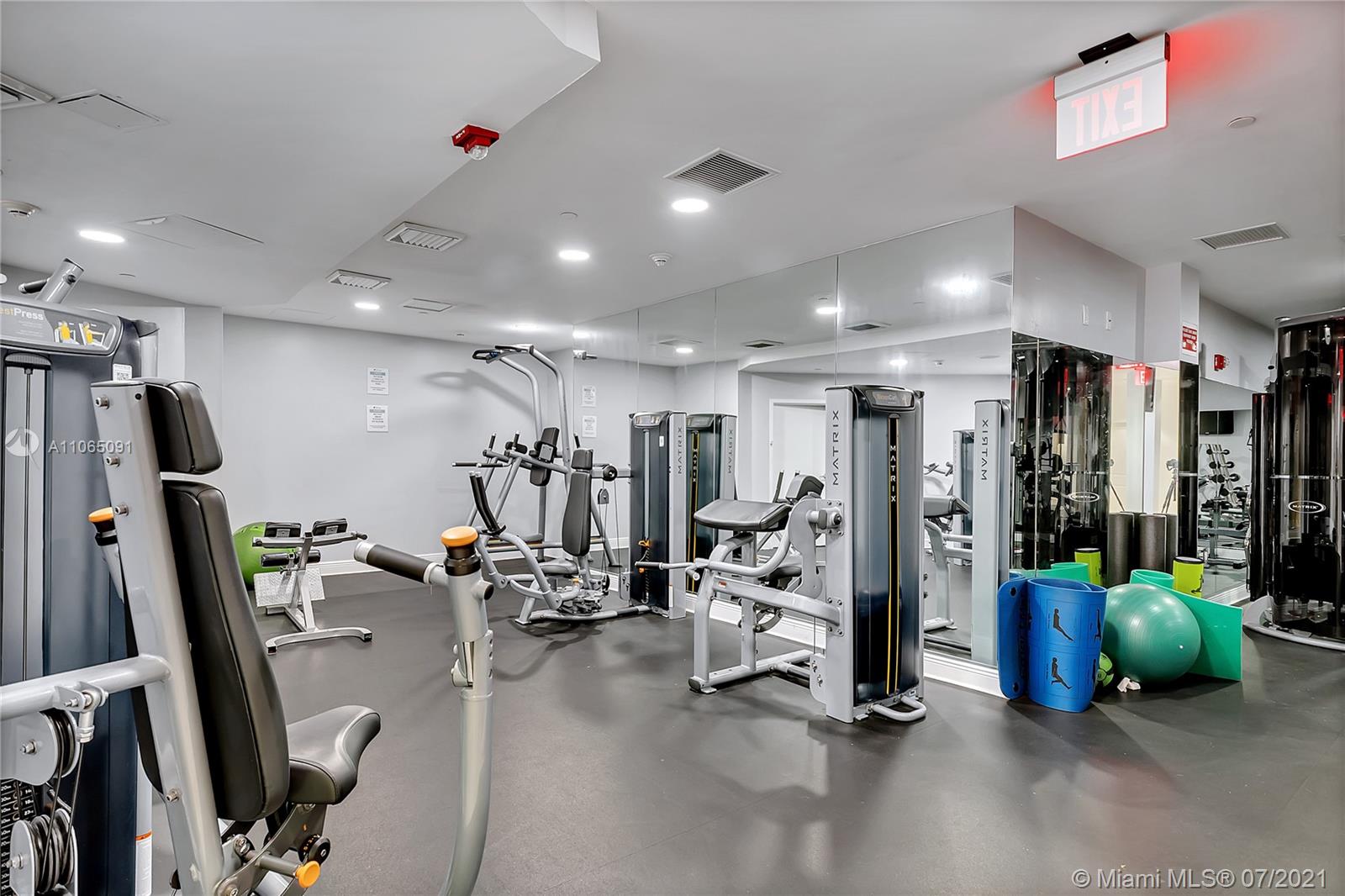 VUE AT BRICKELL CONDO - Residential