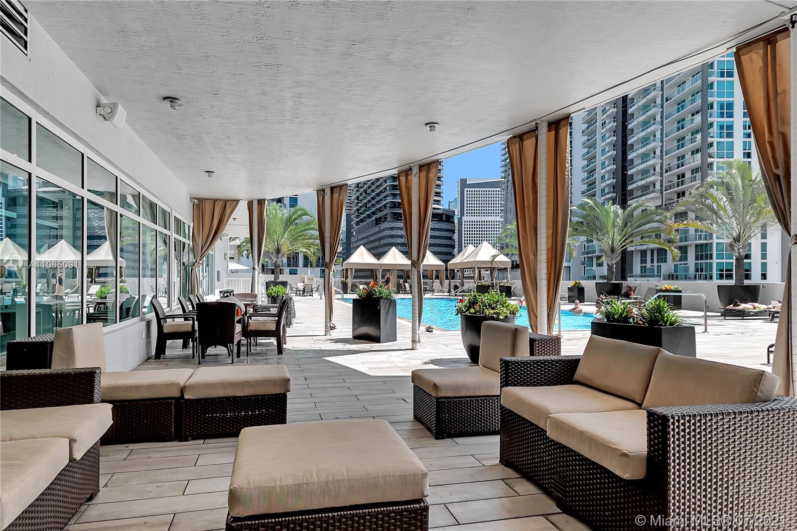 VUE AT BRICKELL CONDO - Residential