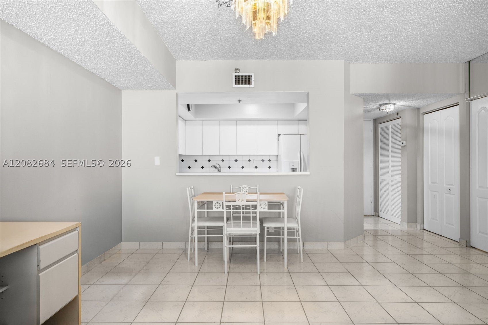 9455 Collins Ave 501