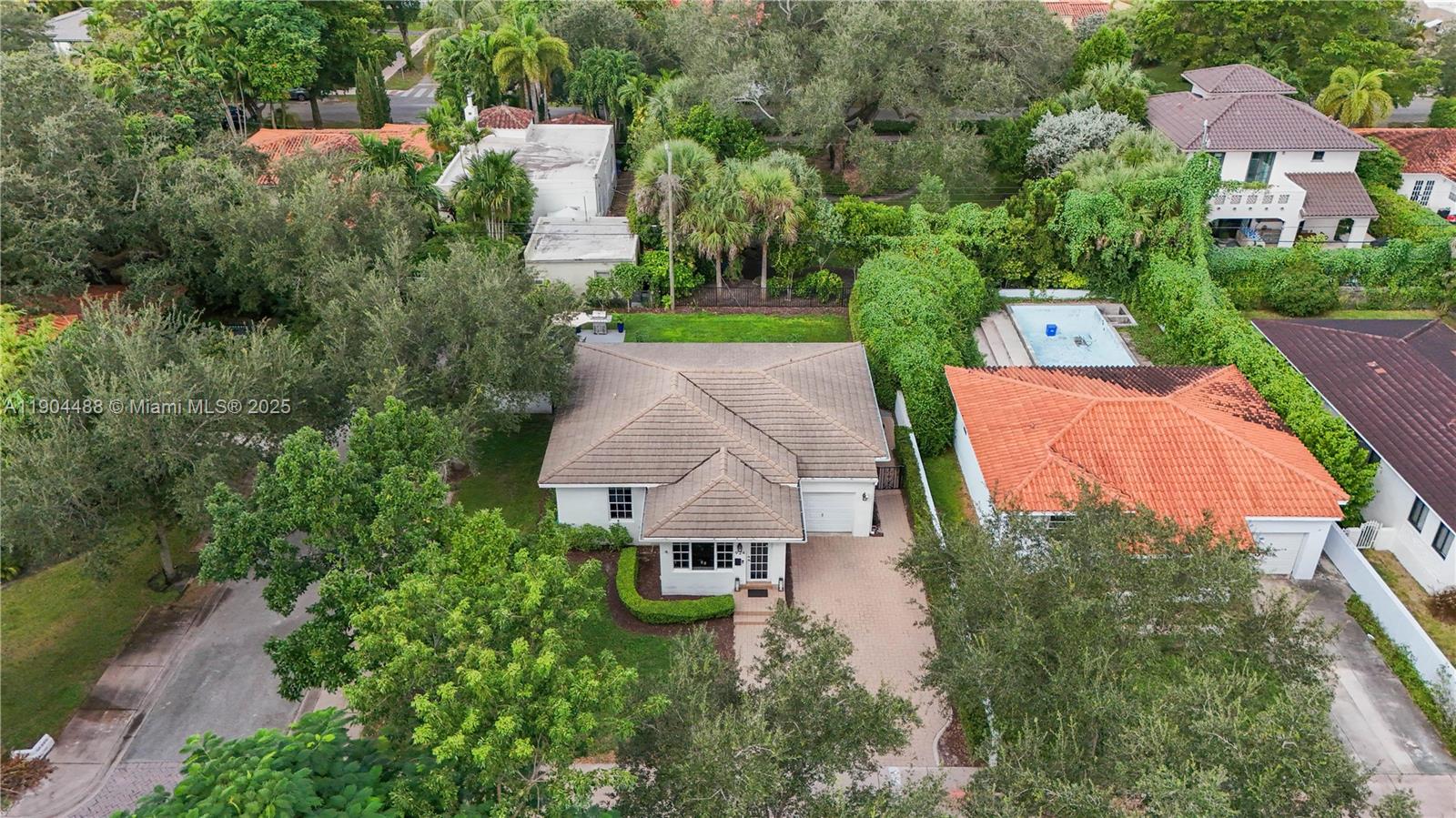 TAMIAMI PLACE PLAN 2 - Residential