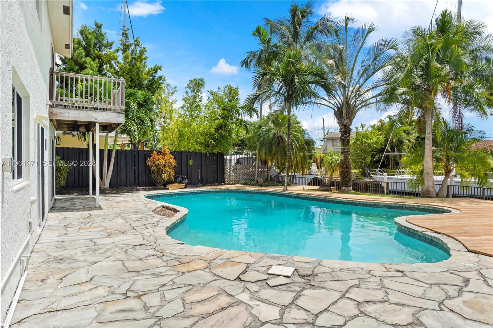 BOSSERT ISLES - Residential