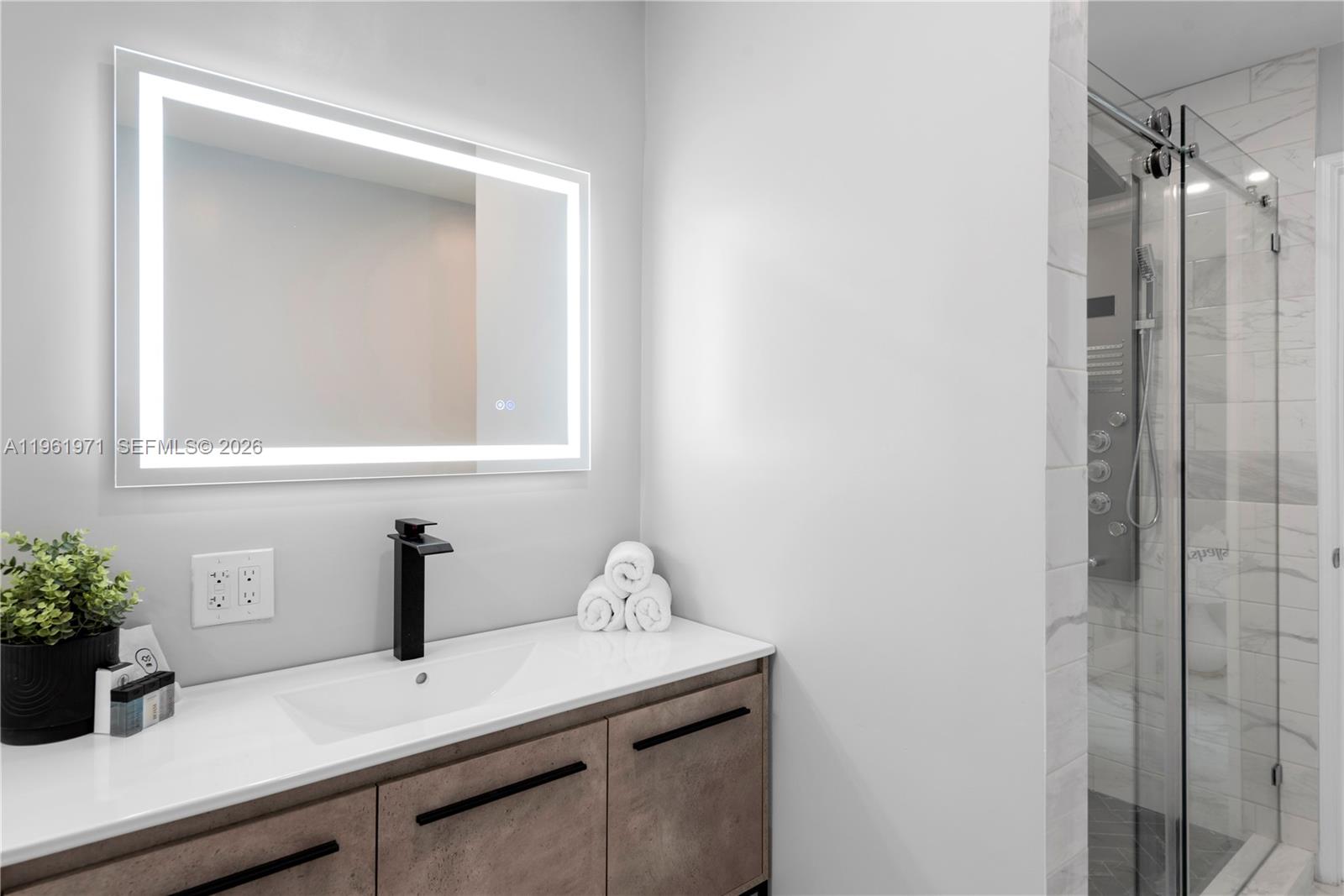 BOSSERT ISLES - Residential