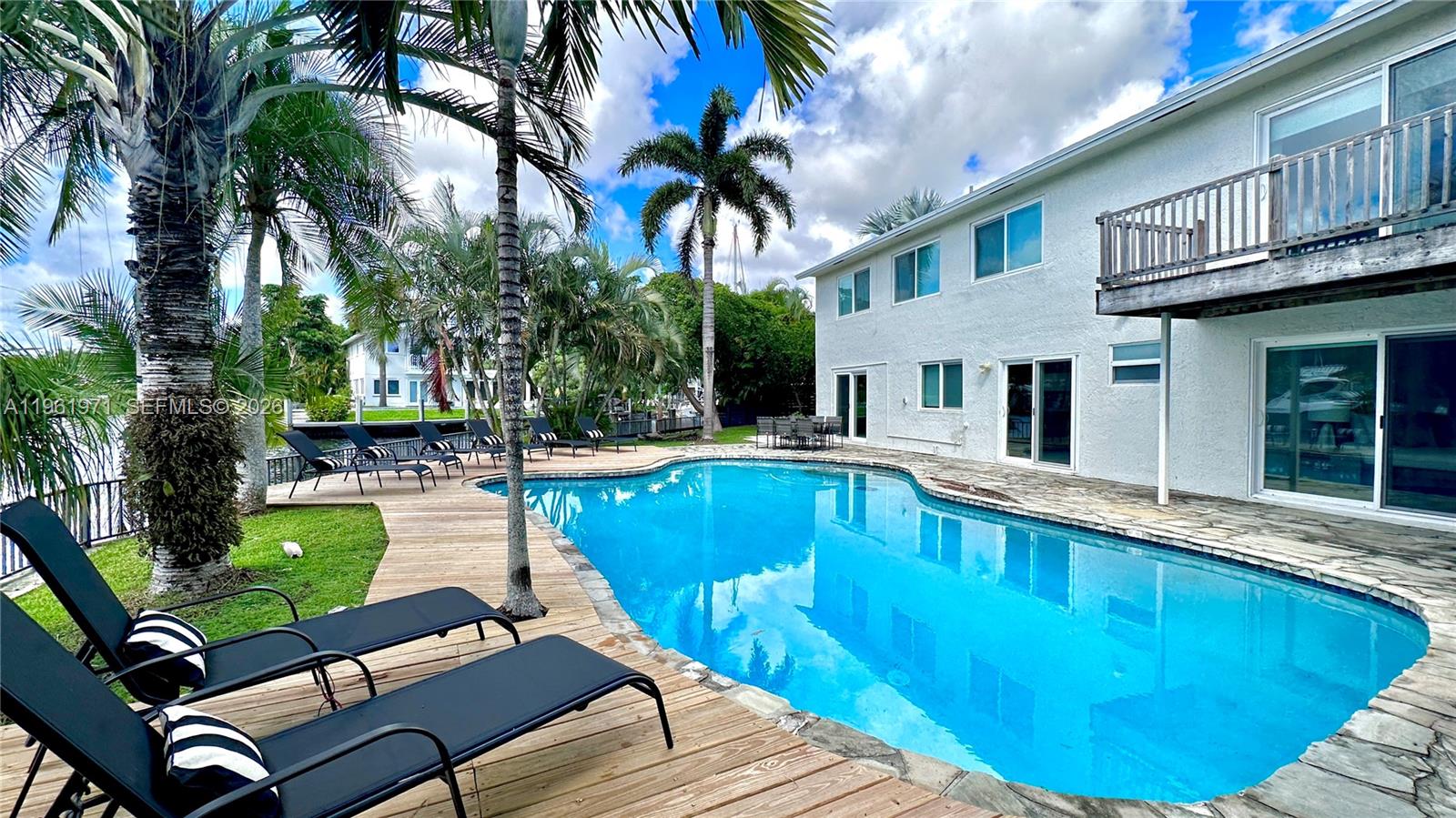 BOSSERT ISLES - Residential