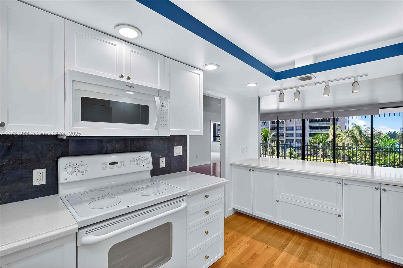 GROVE ISLE CONDO - Residential