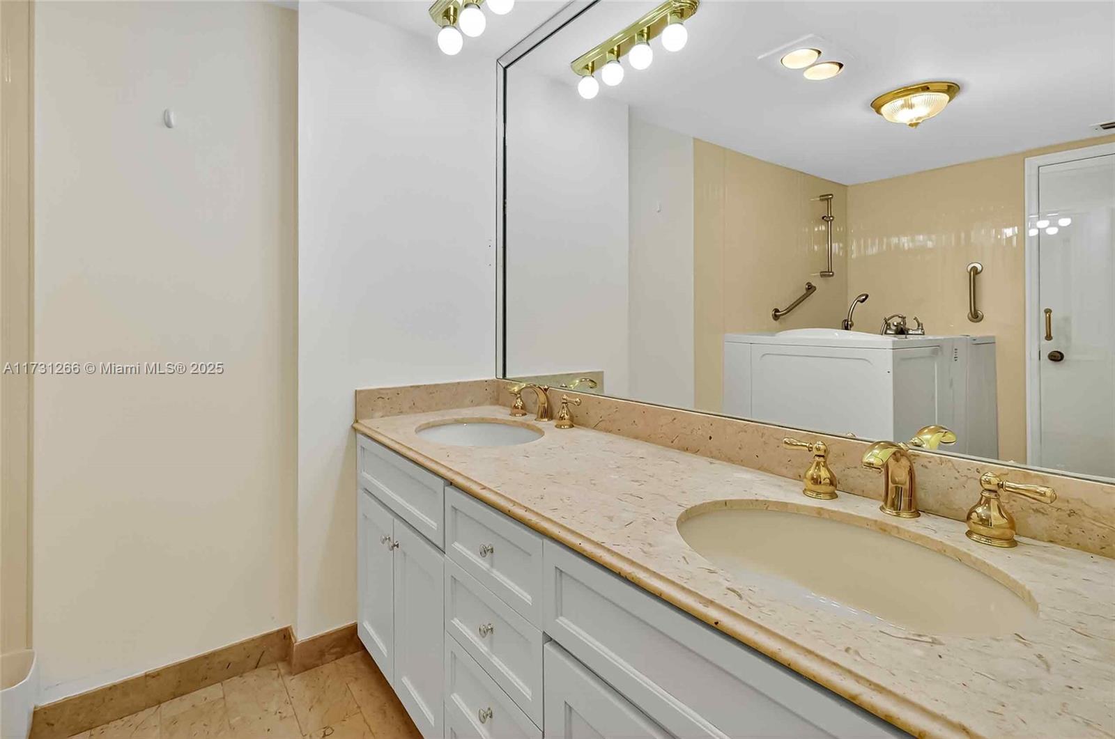 GROVE ISLE CONDO - Residential