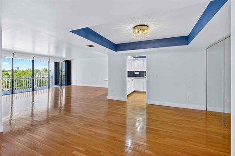 2 Grove Isle Dr B404 Coconut Grove FL 33133