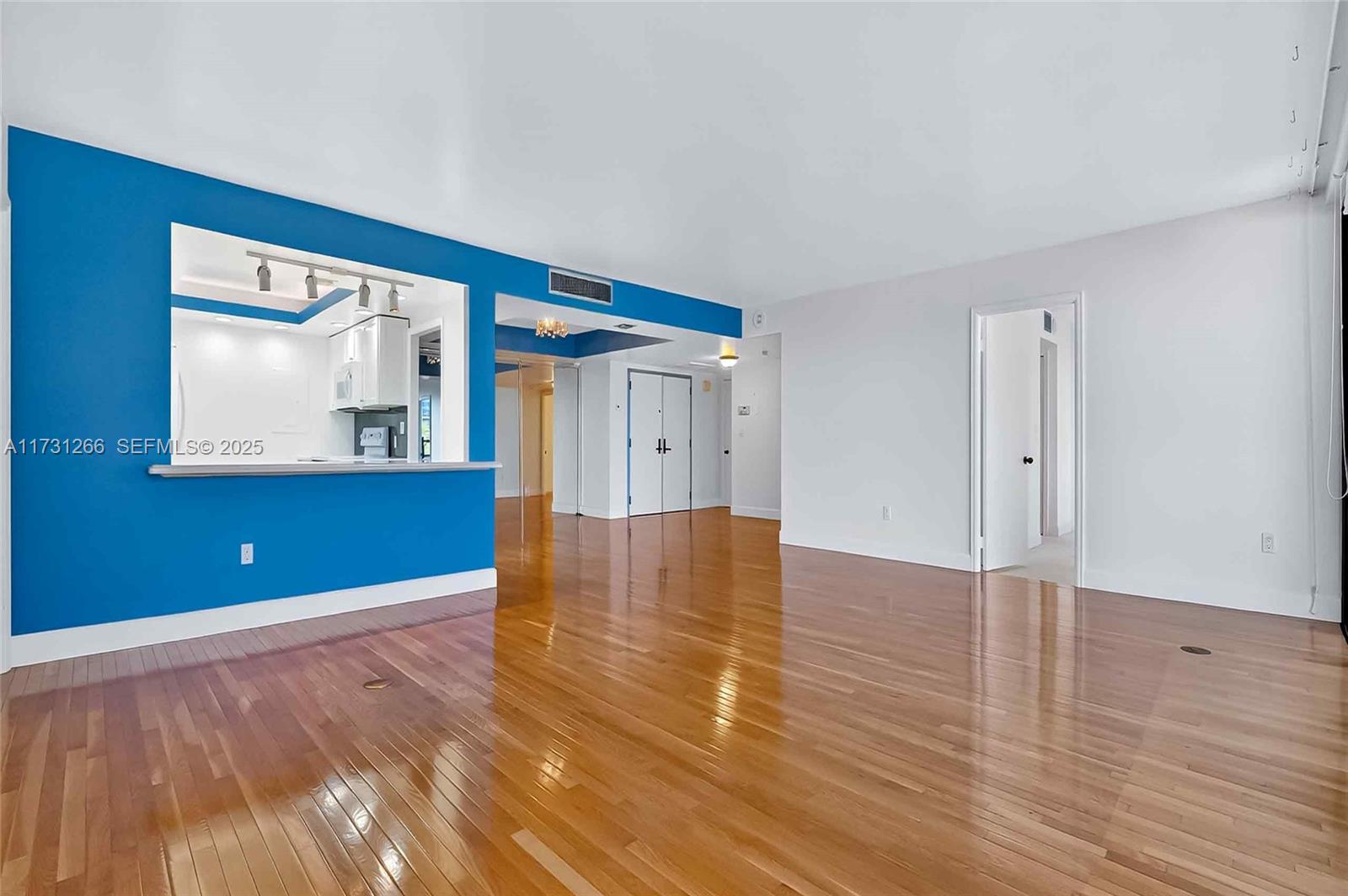 GROVE ISLE CONDO - Residential