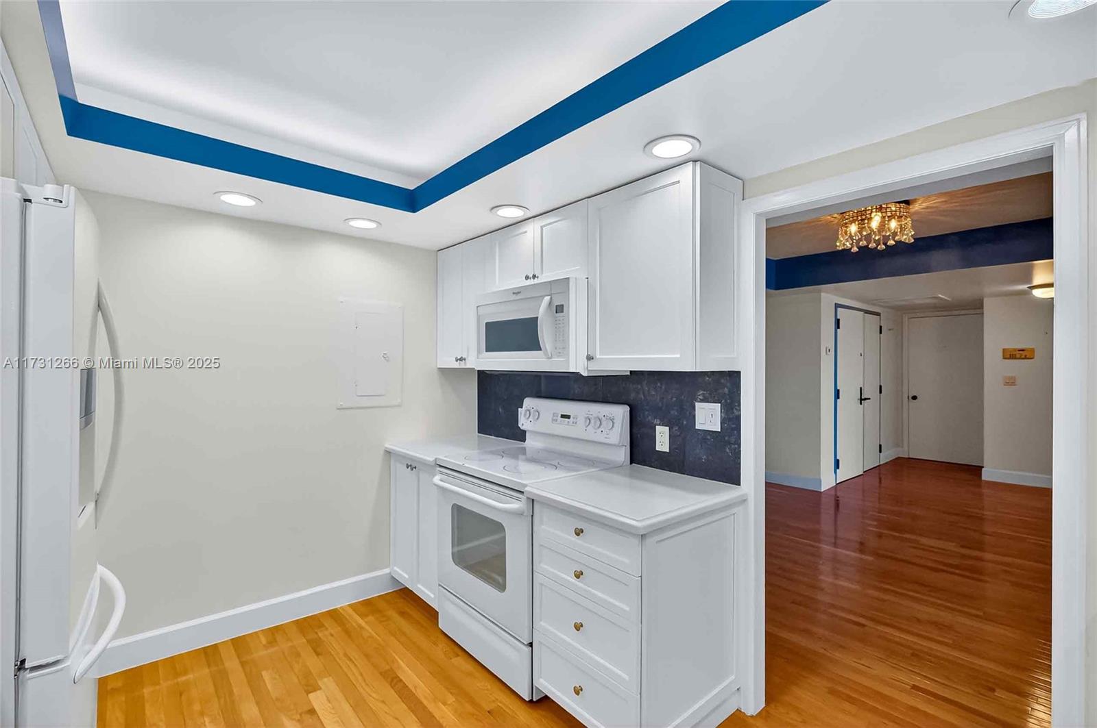 GROVE ISLE CONDO - Residential