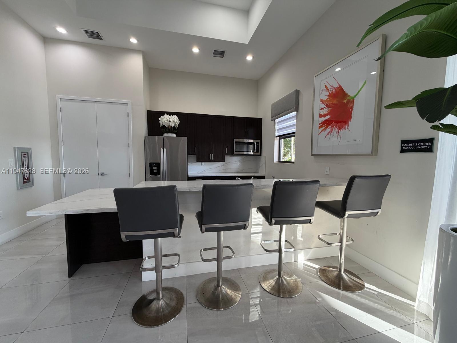 VIA VENTURA NEIGHBORHOOD - Residential