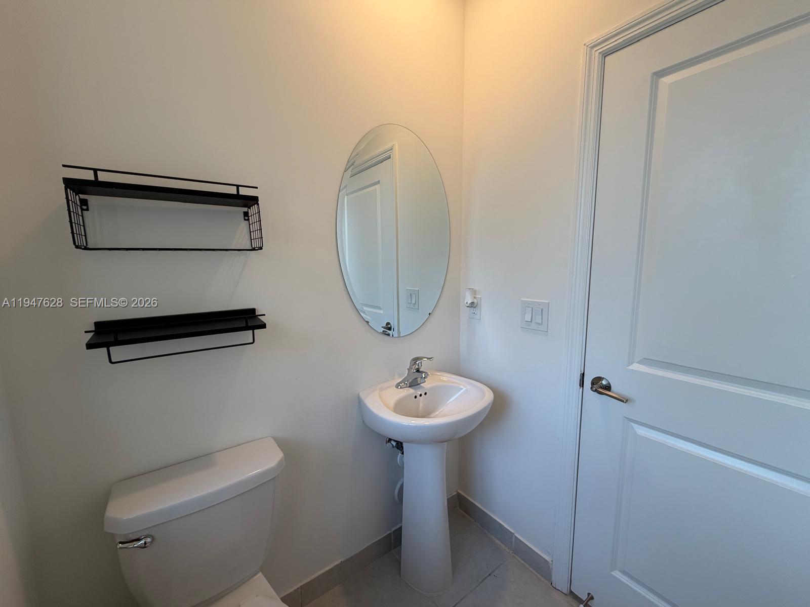 VIA VENTURA NEIGHBORHOOD - Residential