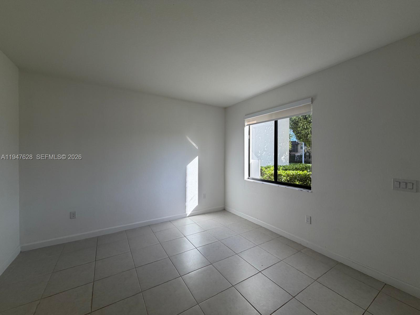 VIA VENTURA NEIGHBORHOOD - Residential