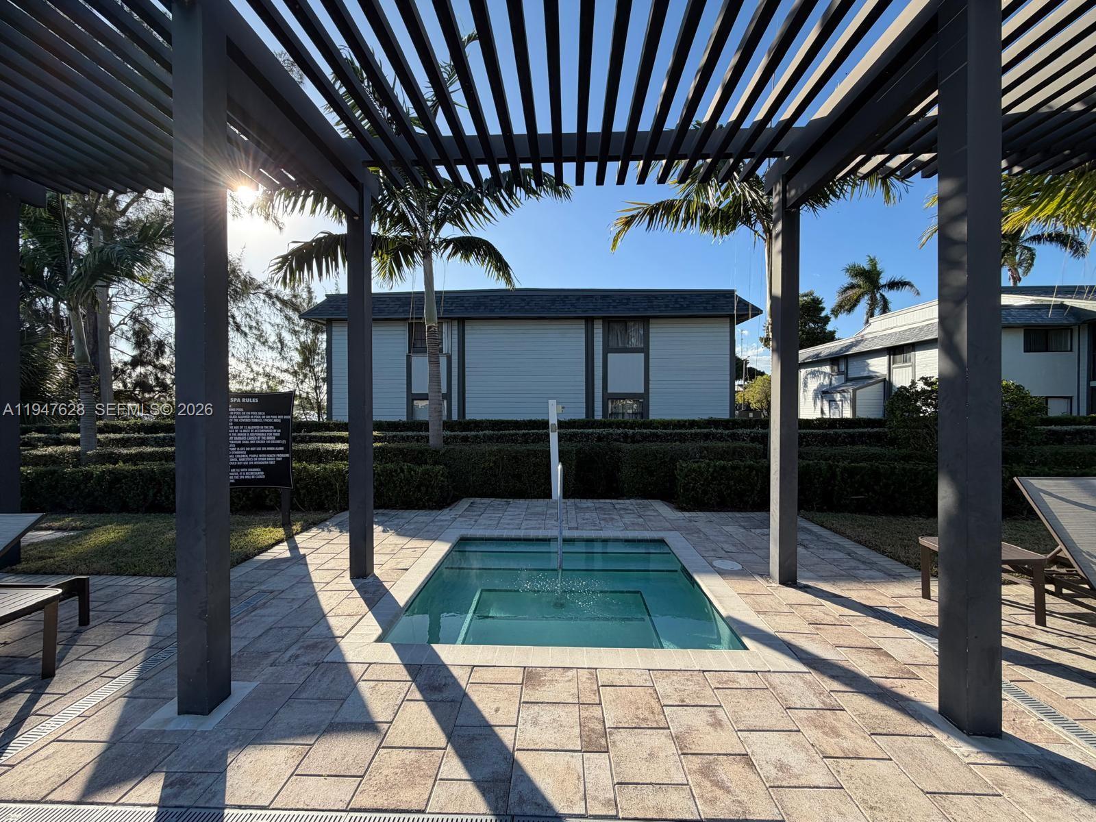 VIA VENTURA NEIGHBORHOOD - Residential