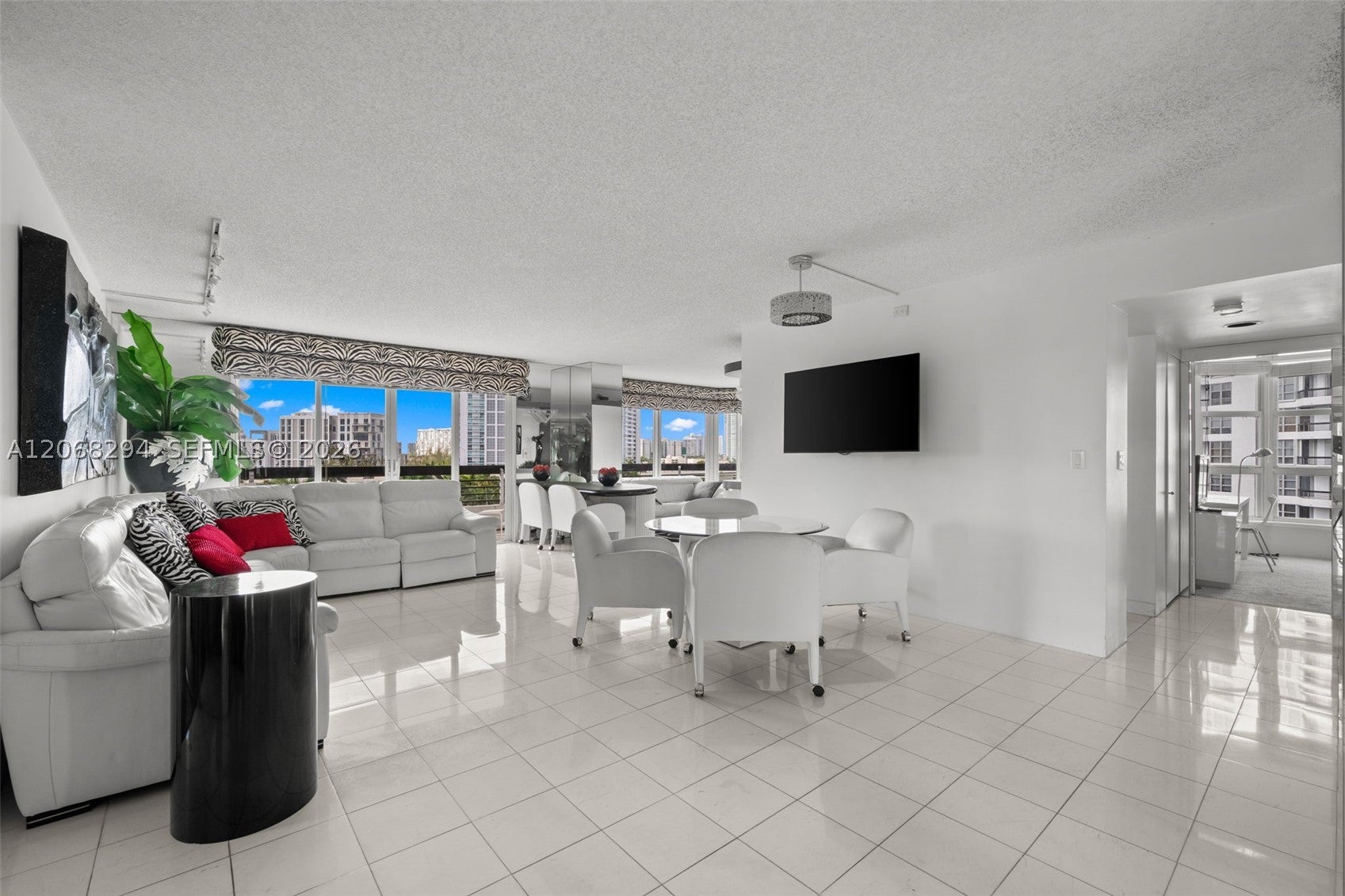 19101 NE 36th Ct 807