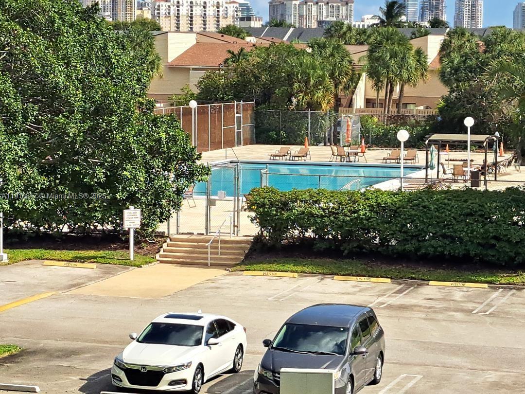 BREAKWATERS OF THE PALM B - Residential Lease