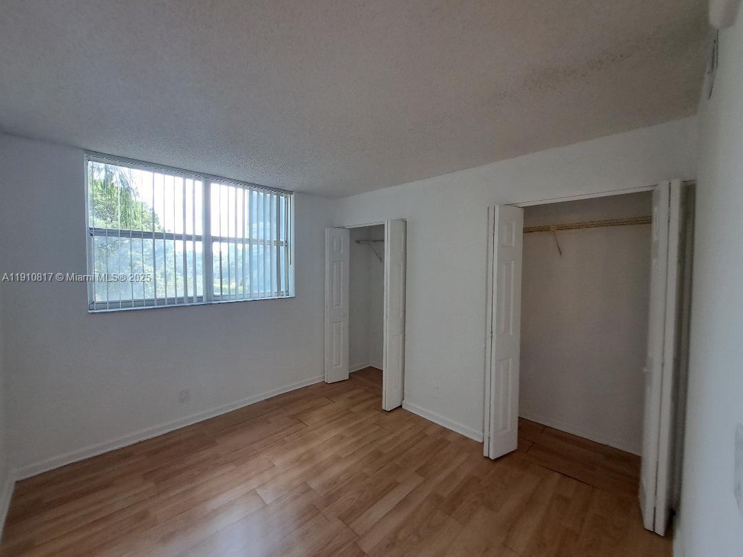 BREAKWATERS OF THE PALM B - Residential Lease