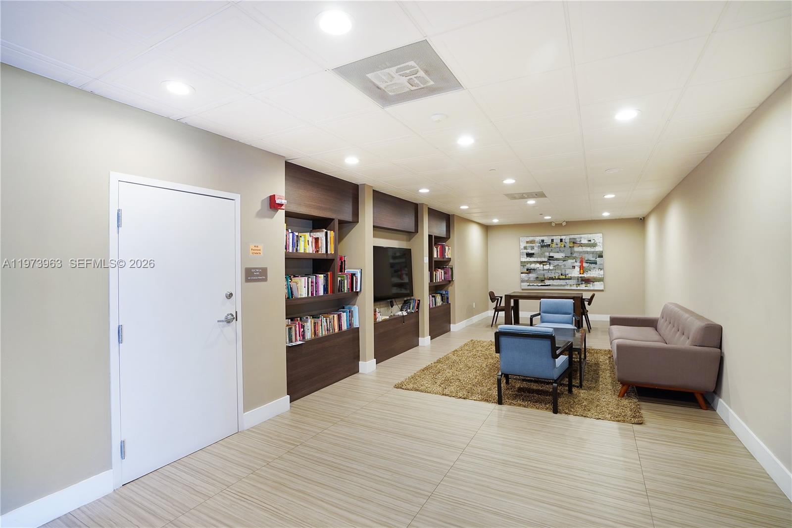 AVENTURA ELDORADO CONDO - Residential Lease