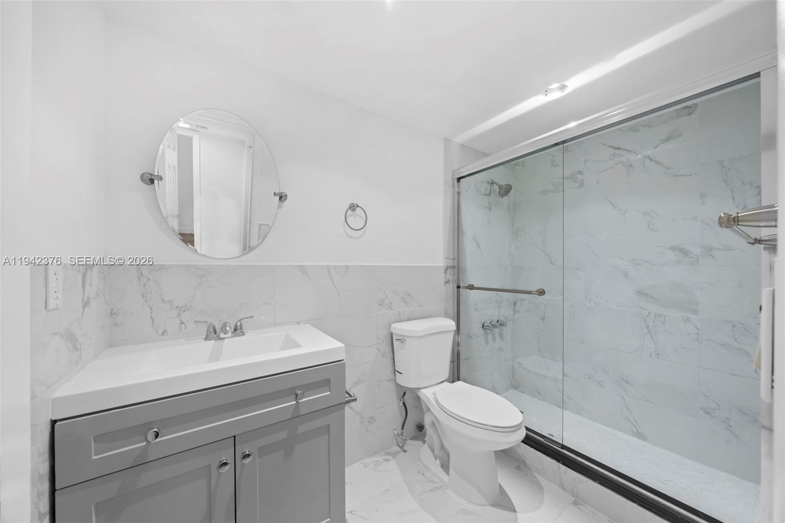 LE JEUNE GDN EST SEC 3 - Residential Lease