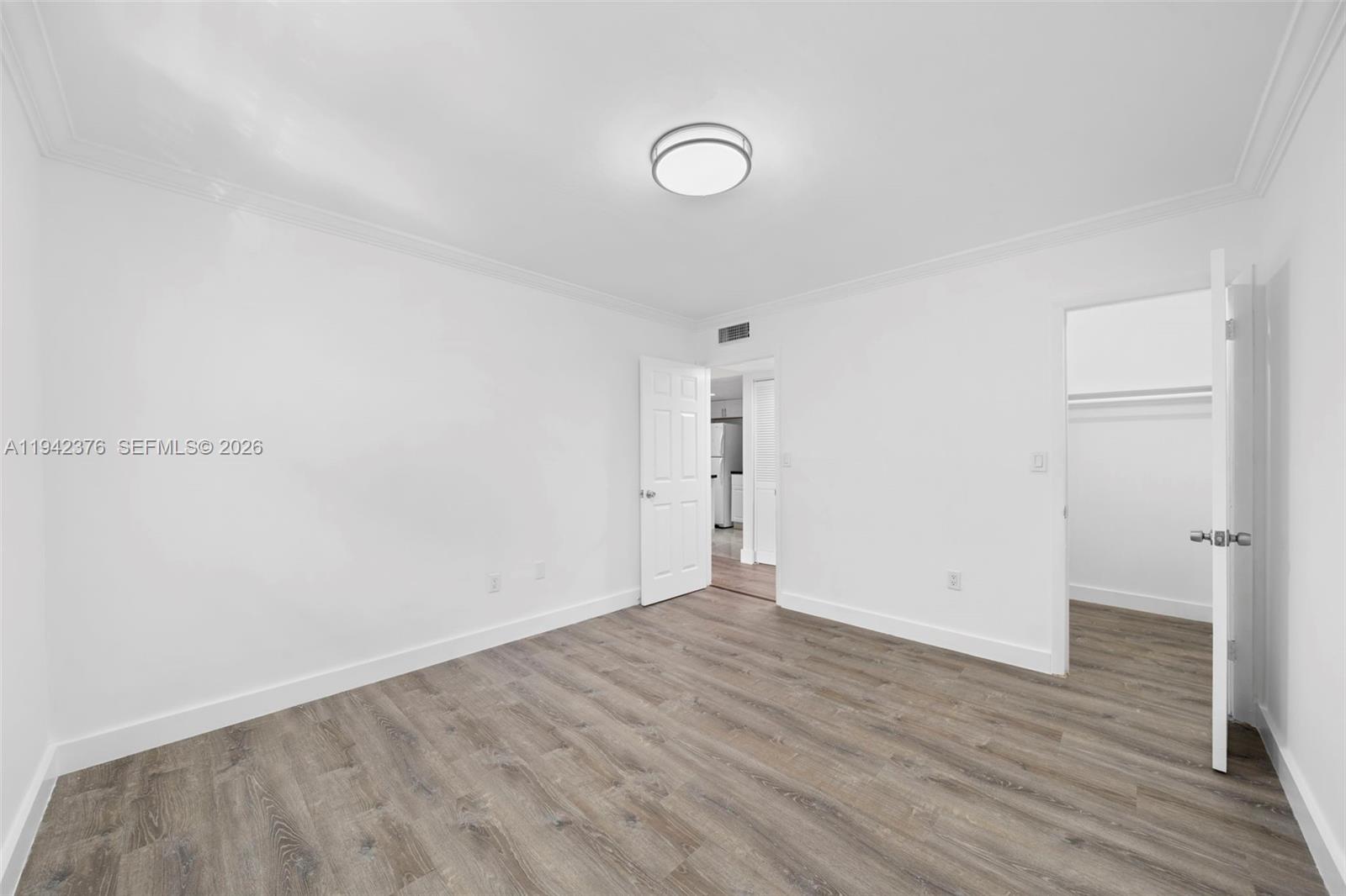 LE JEUNE GDN EST SEC 3 - Residential Lease