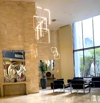 COMMODORE PLAZA CONDO - Residential