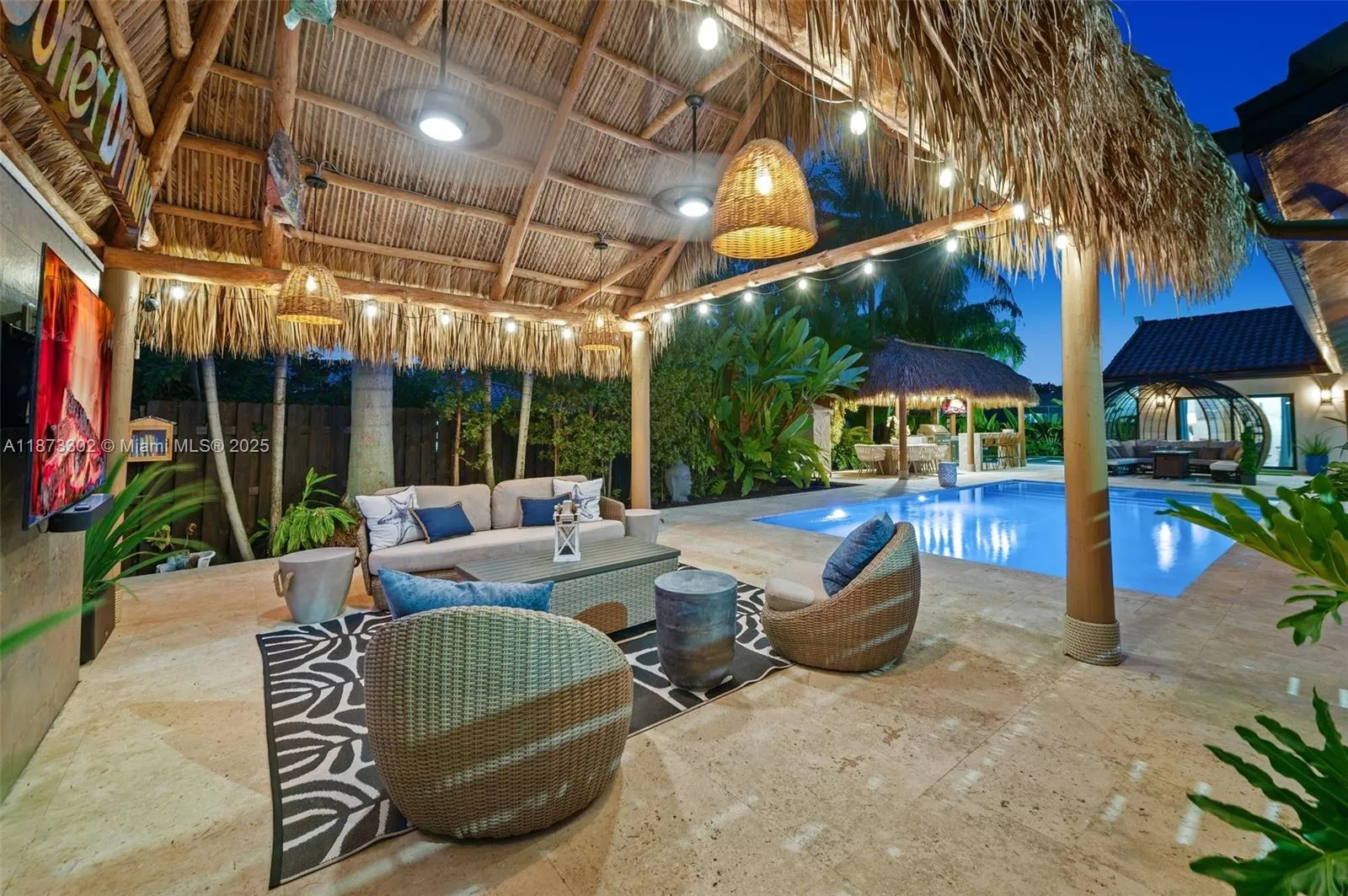 Miami, Florida 33176, United States, 4 Bedrooms Bedrooms, ,5 BathroomsBathrooms,Residential,Active,204583