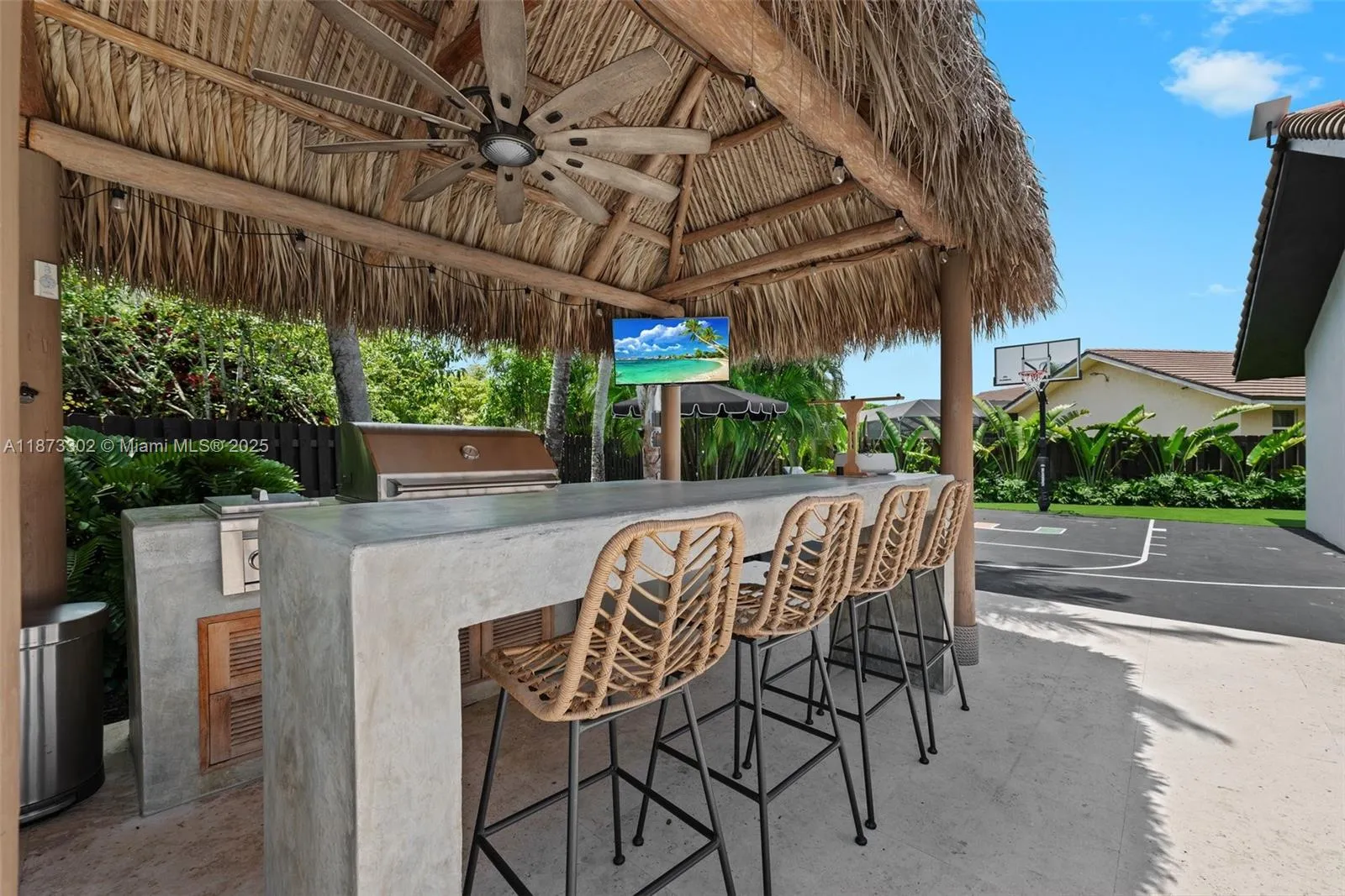 Miami, Florida 33176, United States, 4 Bedrooms Bedrooms, ,5 BathroomsBathrooms,Residential,Active,204583