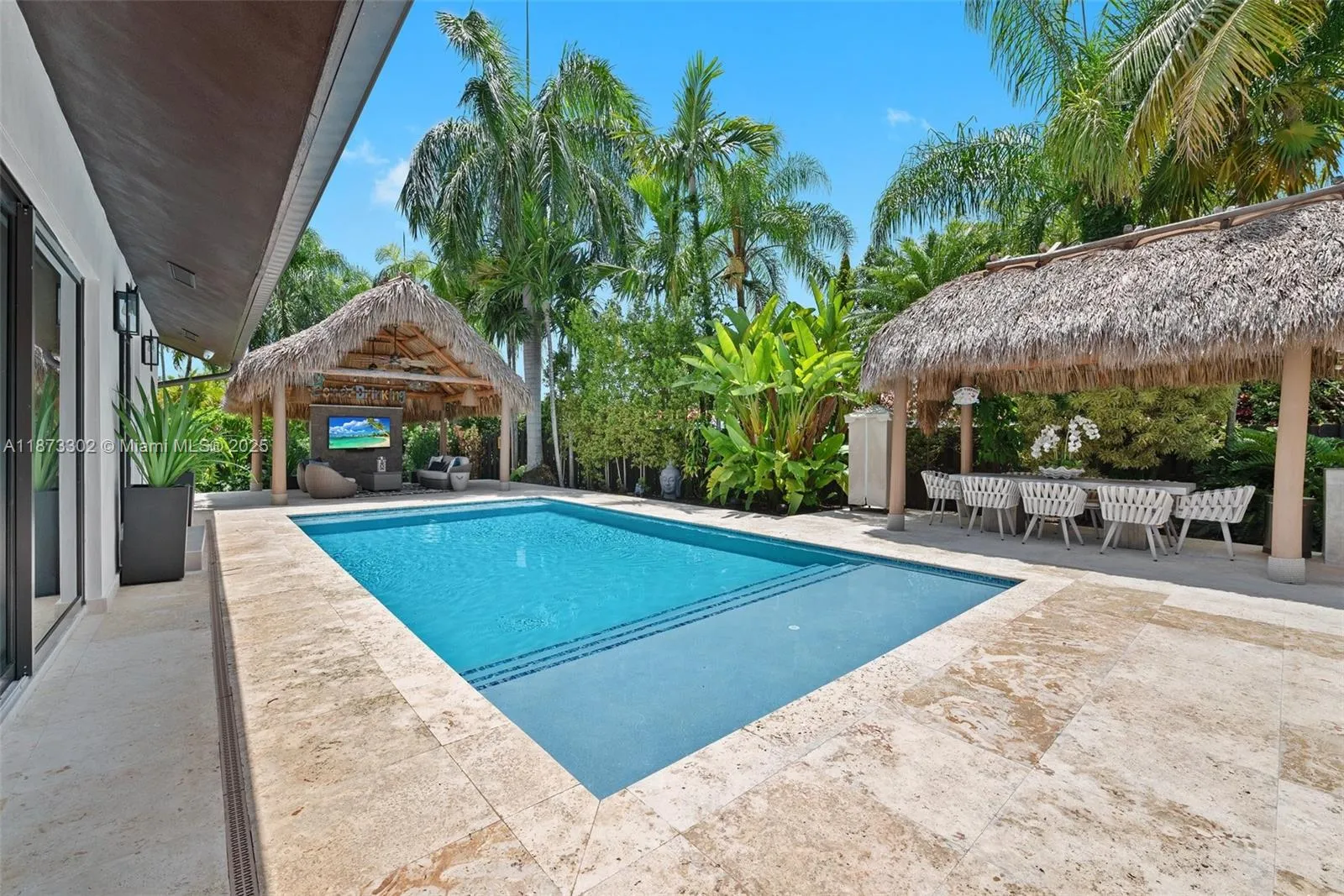 Miami, Florida 33176, United States, 4 Bedrooms Bedrooms, ,5 BathroomsBathrooms,Residential,Active,204583