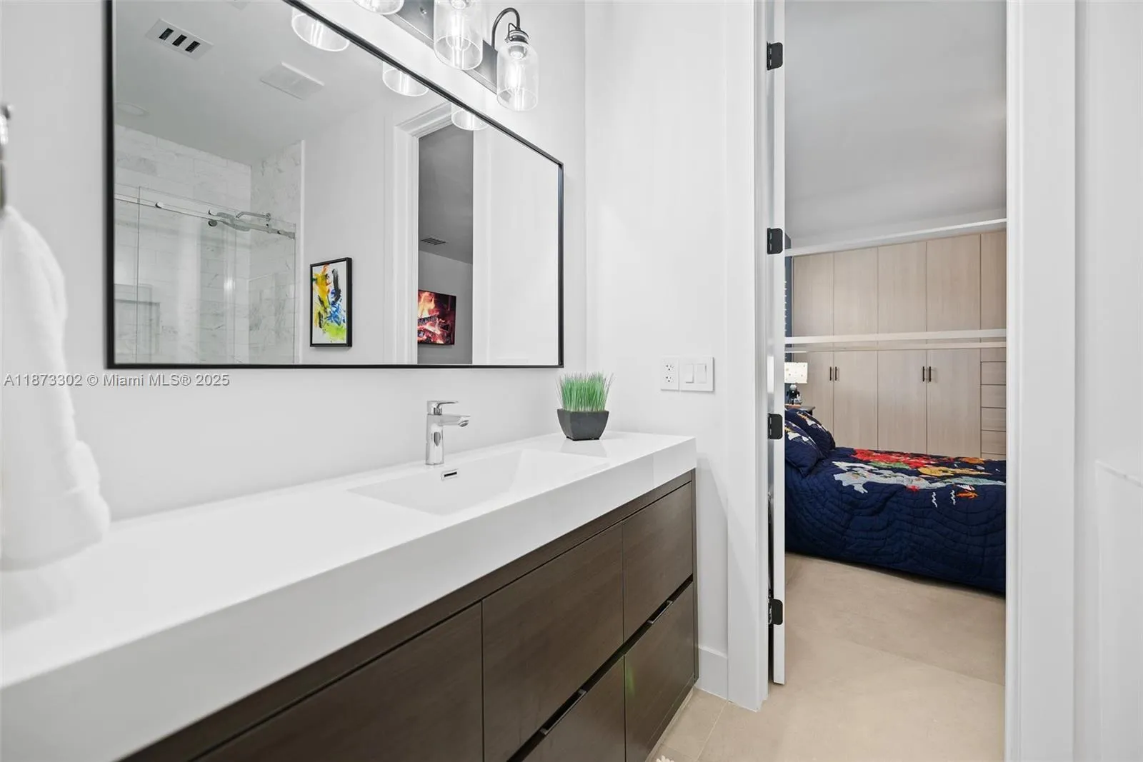 Miami, Florida 33176, United States, 4 Bedrooms Bedrooms, ,5 BathroomsBathrooms,Residential,Active,204583