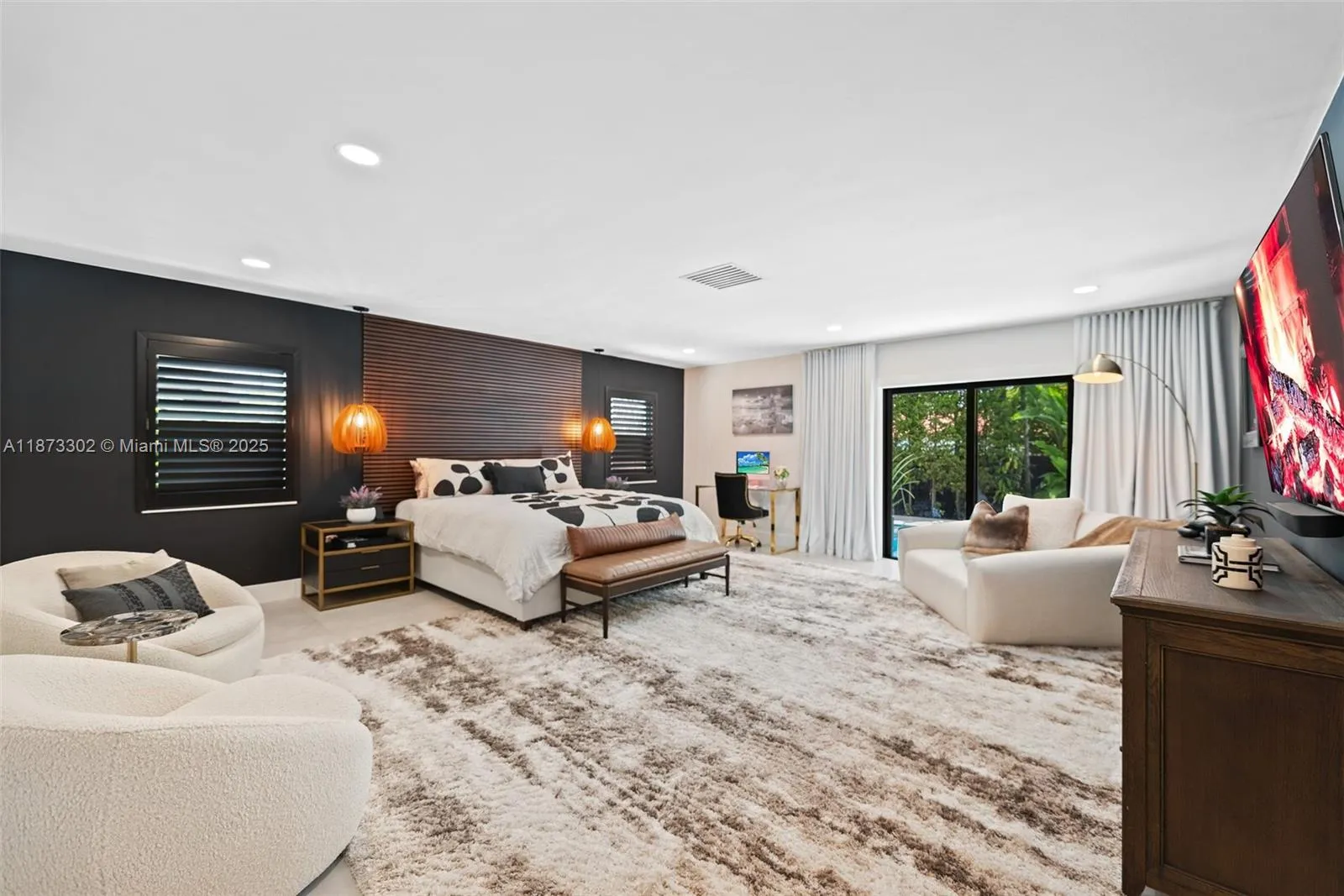 Miami, Florida 33176, United States, 4 Bedrooms Bedrooms, ,5 BathroomsBathrooms,Residential,Active,204583