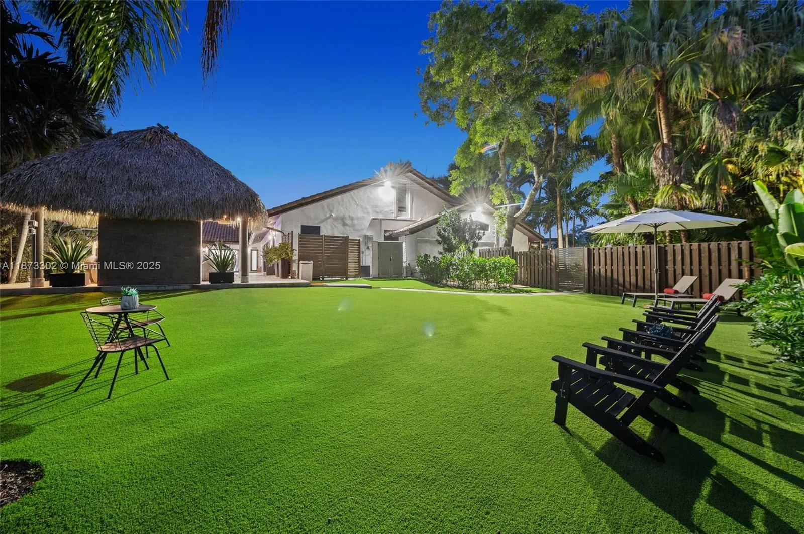 Miami, Florida 33176, United States, 4 Bedrooms Bedrooms, ,5 BathroomsBathrooms,Residential,Active,204583