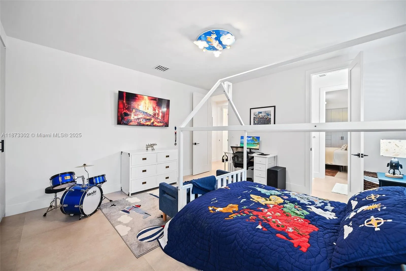 Miami, Florida 33176, United States, 4 Bedrooms Bedrooms, ,5 BathroomsBathrooms,Residential,Active,204583