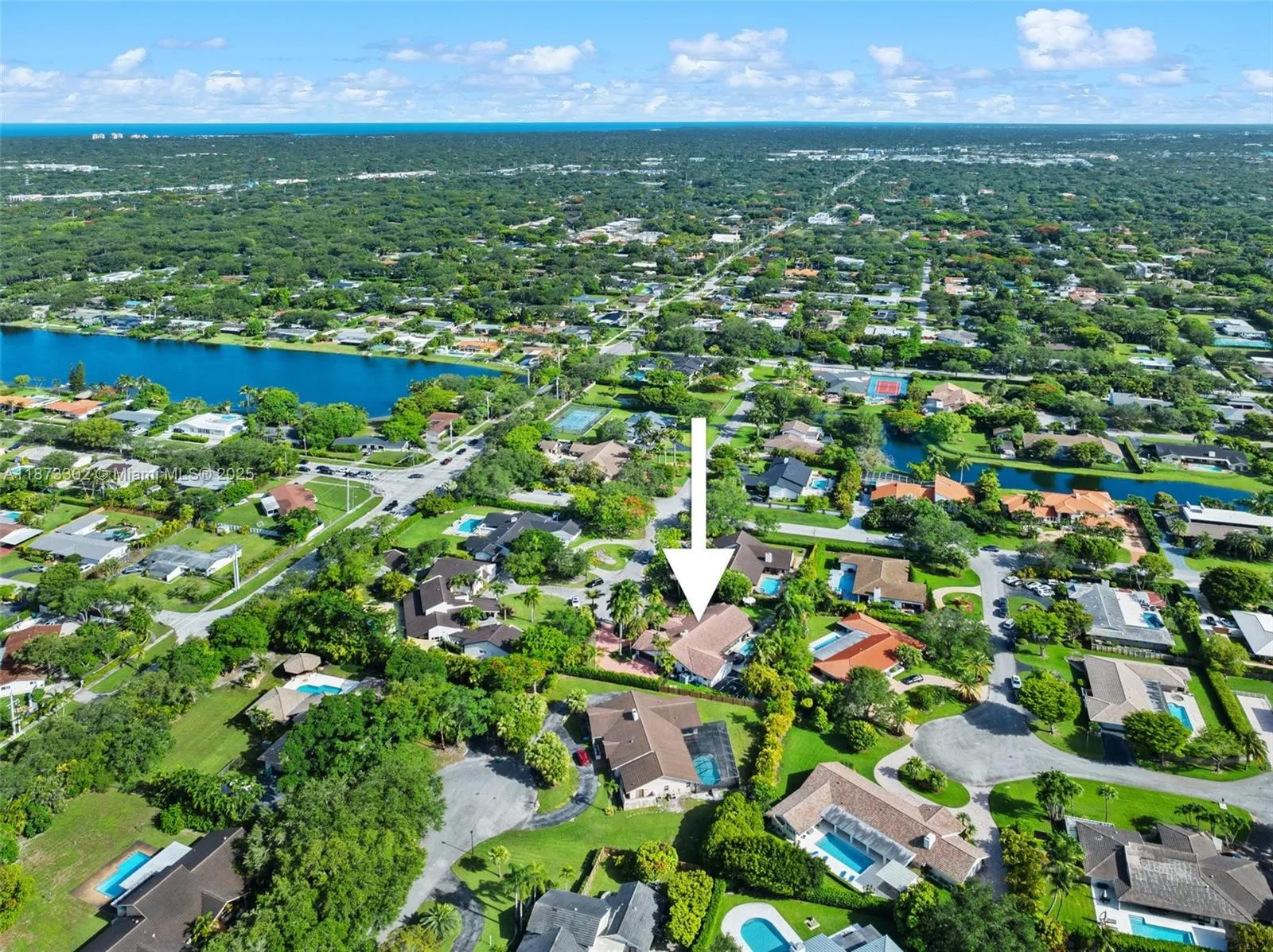 Miami, Florida 33176, United States, 4 Bedrooms Bedrooms, ,5 BathroomsBathrooms,Residential,Active,204583