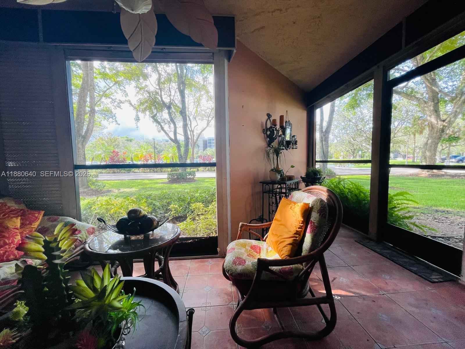 BLDG 7 OF COUNTRY CLUB AP - Residential